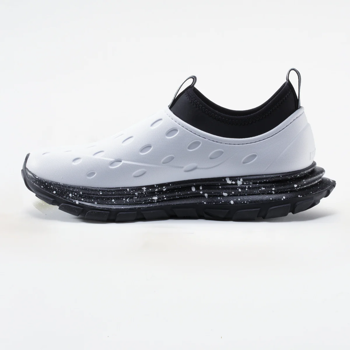 Revive AC - White / Black - Image 3